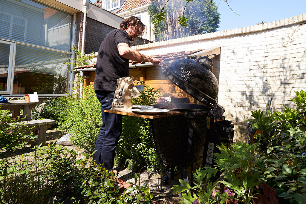 Jeroen at the BBQ